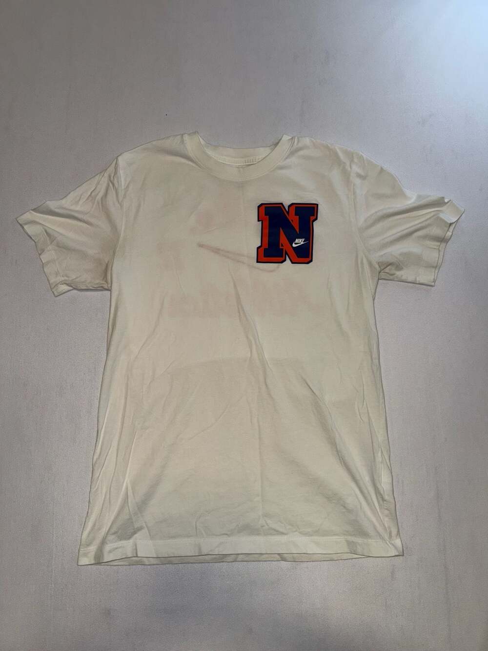 Nike Men's Sportswear Club Varsity 1972 Athletics Tee White Size Medium